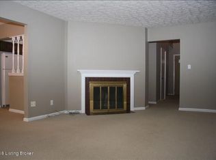 1306 Galston Ct #26, Hurstbourne, KY 40222