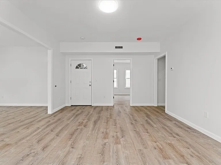 31 Haynes St #2 — Photo 12