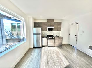 8212 N Chautauqua Blvd UNIT B, Portland, OR 97217