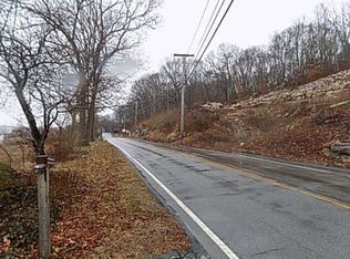 622 Military Hwy, Groton, CT 06340