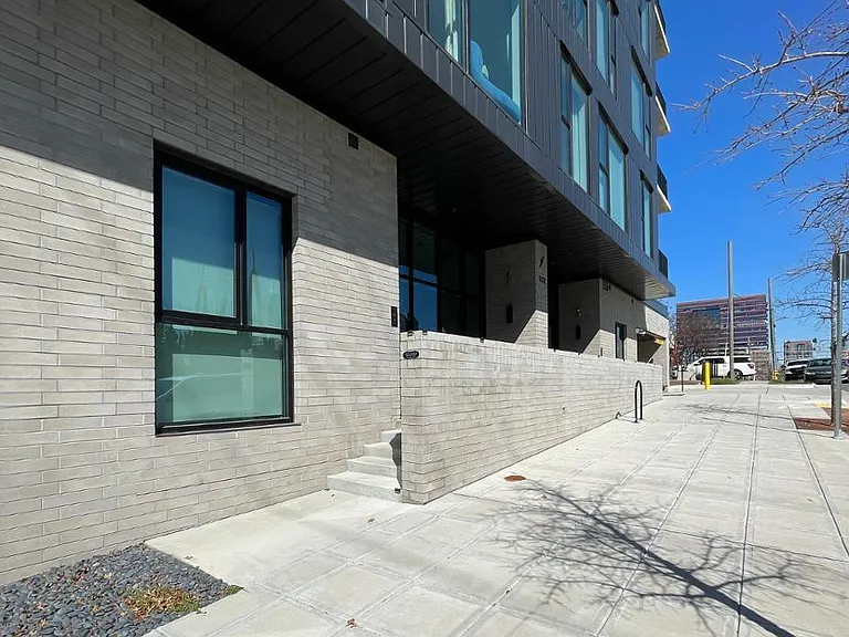 522 S Harrington St #102 — Photo 7
