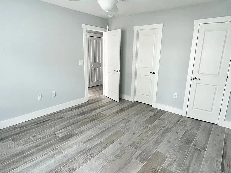 2705 Mercer Dr — Photo 31