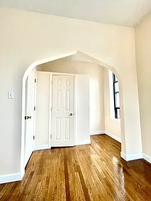 Rented by Pear NYC LLC | media 11