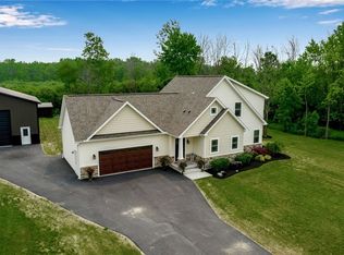 4889 S Newstead Rd, Akron, NY 14001