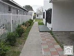 2nd image of 1504 W 59th Pl