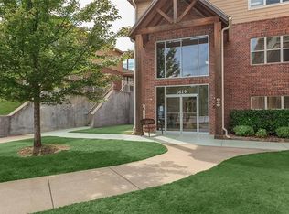2619 N Quality Ln, Fayetteville, AR 72703