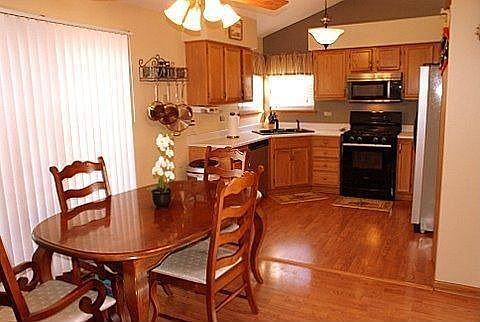 2nd image of 13146 S Golden Meadow Dr