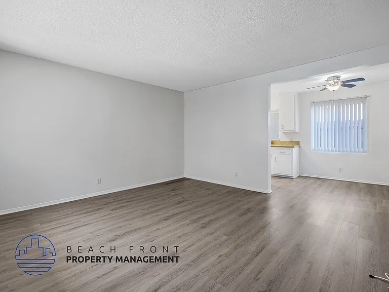 830 N Acacia St — Photo 7