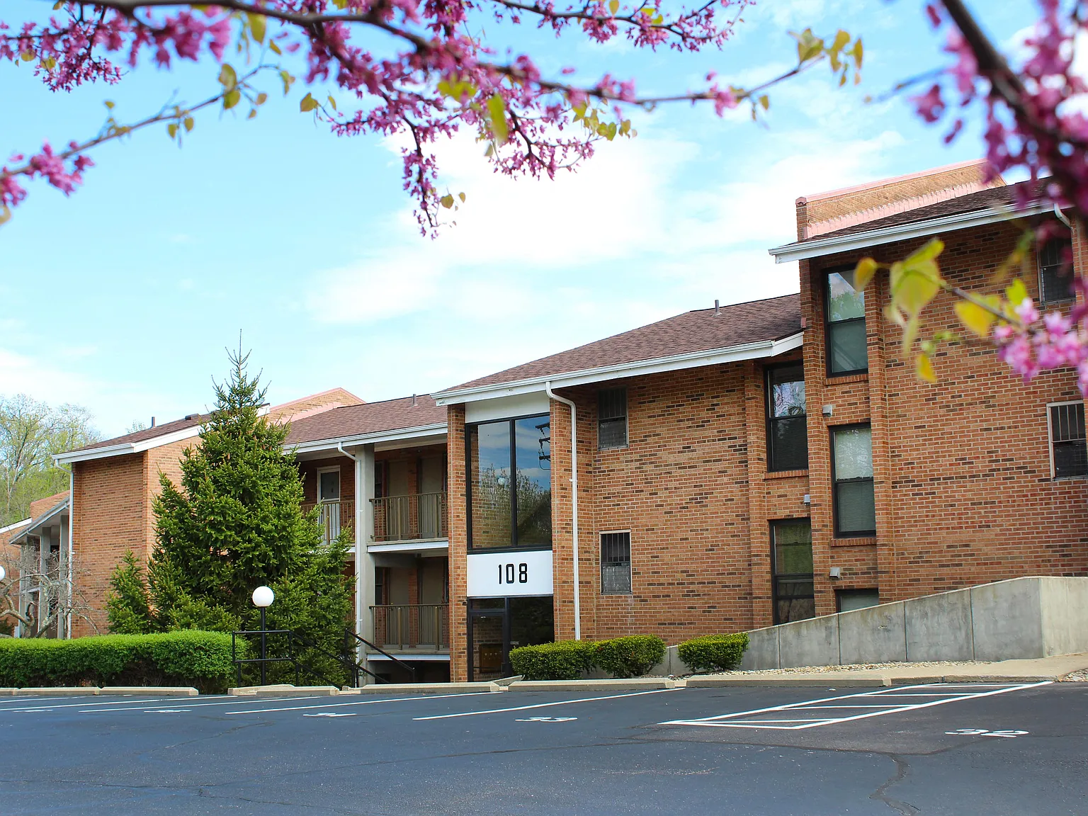 Indian Lookout Apartments — Photo 4