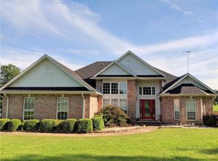 1110 Meadow Bridge Dr, Greenwood, AR 72936