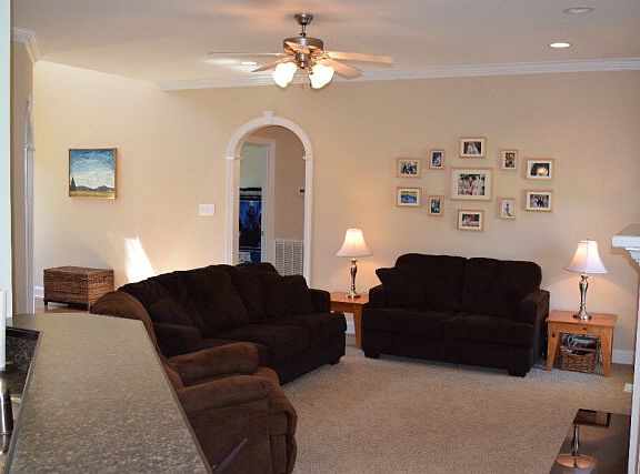 5th image of 197 Blackwater Dr