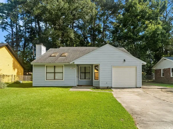 402 Elliott Dr, Ladson, SC 29456