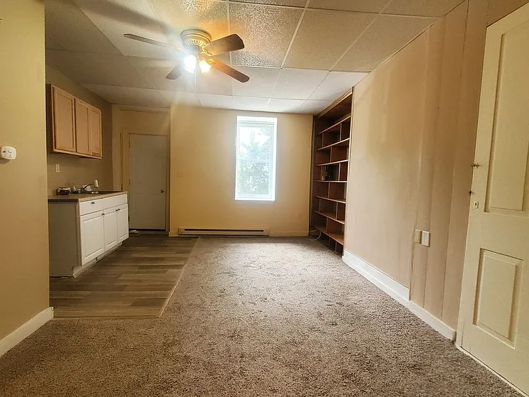 320 Washington St — Photo 8