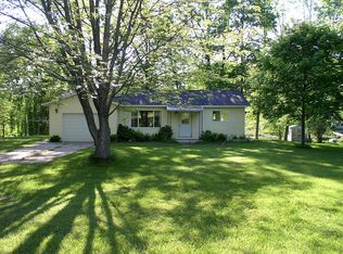 1717 Five Mile Rd, Hale, MI 48739