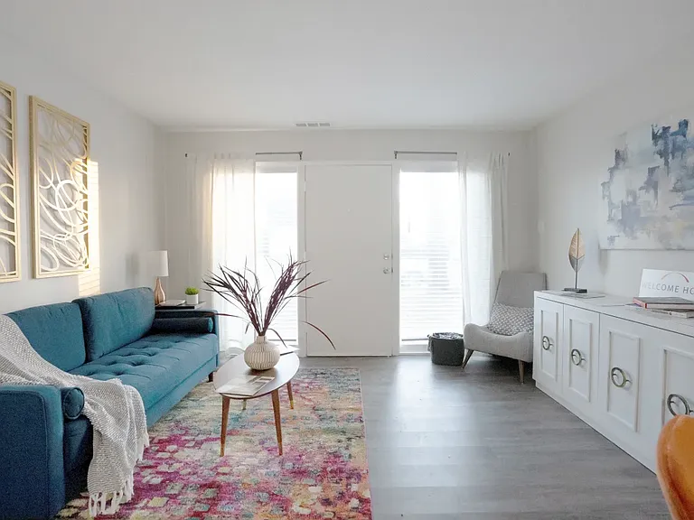 Spanish Lake Townhomes — Photo 14