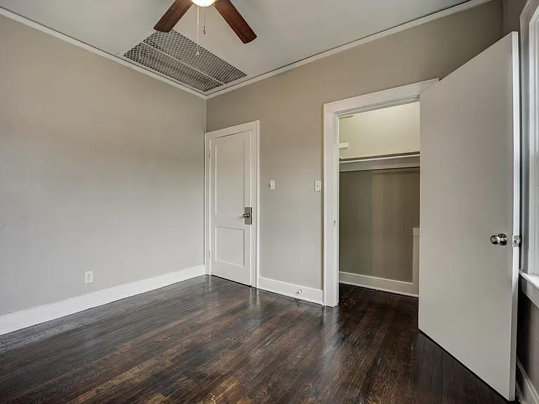 16 N 15th St — Photo 7