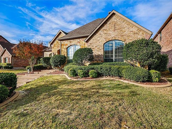 2nd image of 806 Stony Passage Ln