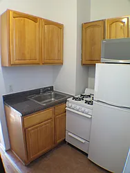 Rented by Glasser Realty LLC