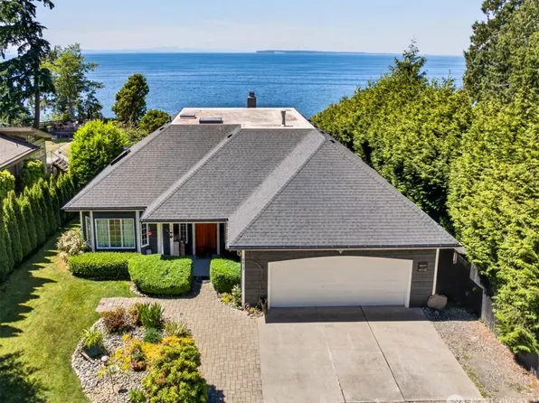 8613 Semiahmoo Drive, Blaine, WA 98230