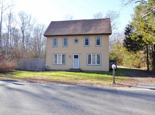 58 High St, Leesburg, NJ 08327