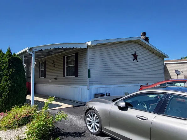 5673 Claridge Ct, Fayetteville, PA 17222