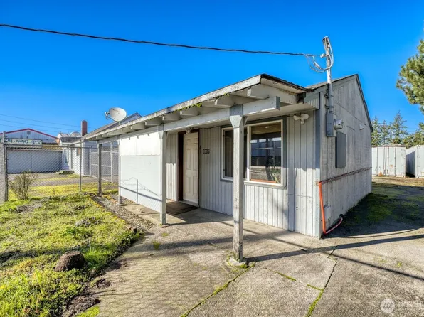 3817 94th St SW, Lakewood, WA 98499