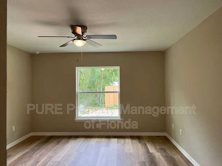 8 Locust Loop — Photo 10