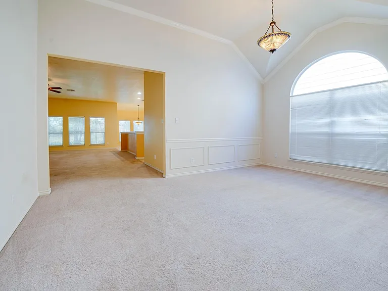 9724 Water Tree Dr — Photo 4