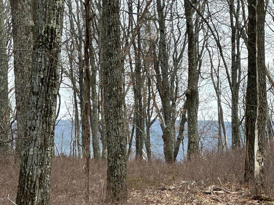 1st image of 39 Mountain Ter