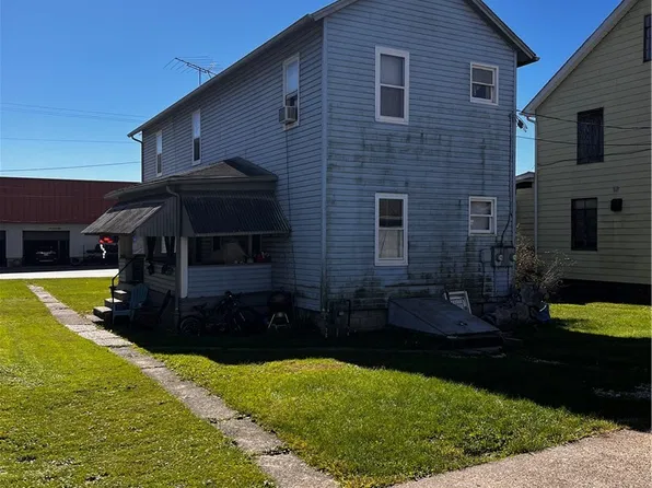 110 W Burrell St, Blairsville, PA 15717