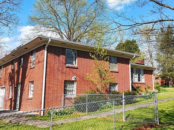 2nd image of 603 Crestview Dr