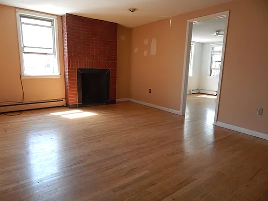 Rented by Capri Jet Realty Corp | media 10