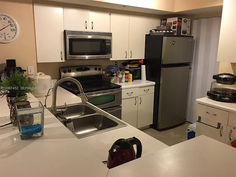 2600 S University Dr #221 — Photo 4