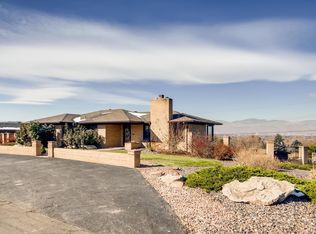 27 Hillside Dr, Wheat Ridge, CO 80215