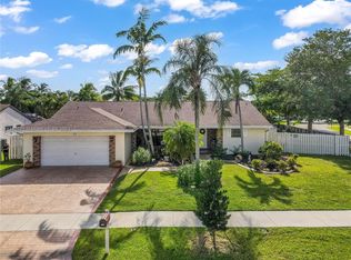 691 Blue Ridge Way, Davie, FL 33325