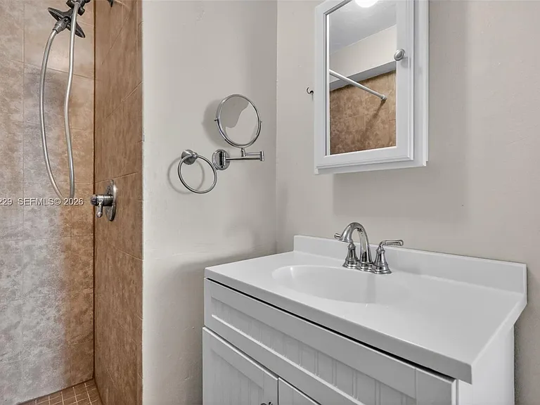 17001 NW 53rd Ct — Photo 19