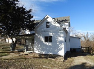 100 E Warner Dr, Leadwood, MO
