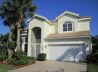 7482 Lourdes Ct, Naples, FL 34104