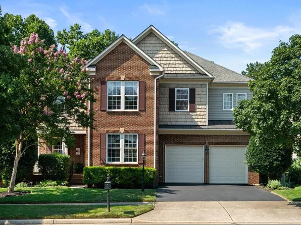 43596 Habitat Cir, Leesburg, VA 20176