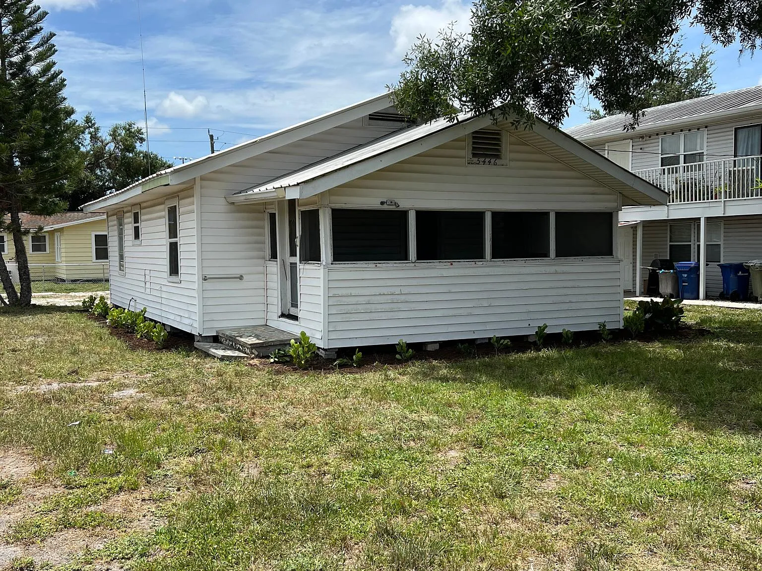 2 bed, $1,695 — Photo 1