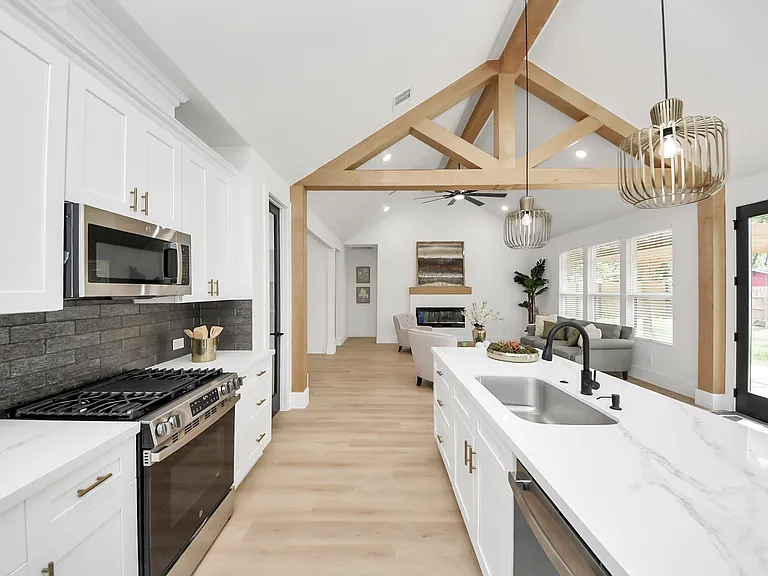 23851 Creekwood Dr — Photo 23