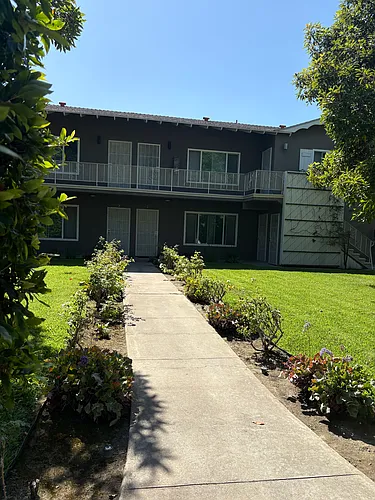 12581 Flower St Photo 1