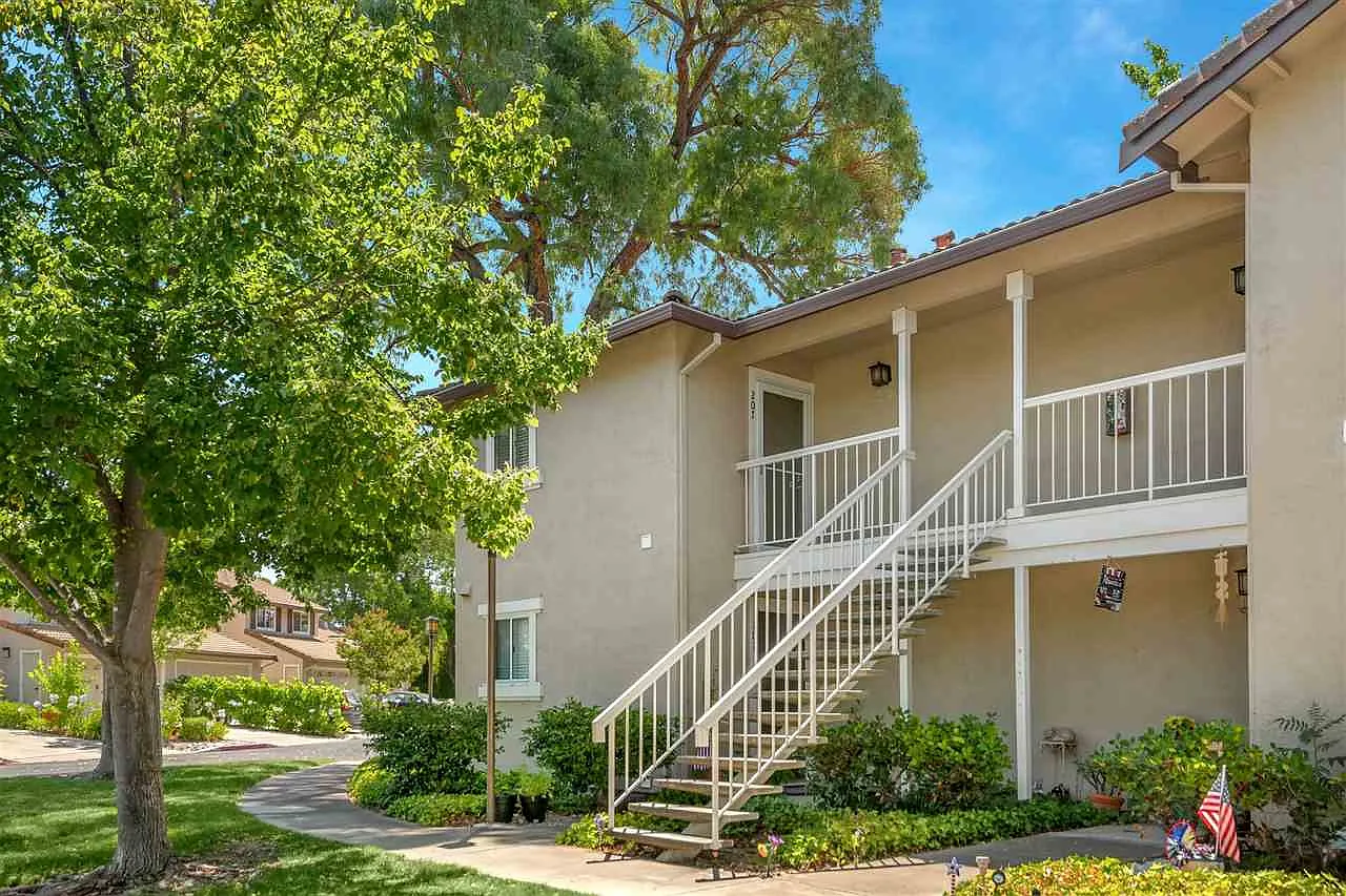 3177 Chateau Way APT 207 photo 1