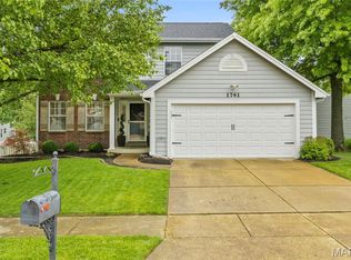1741 Stoney Terrace Dr, Ballwin, MO