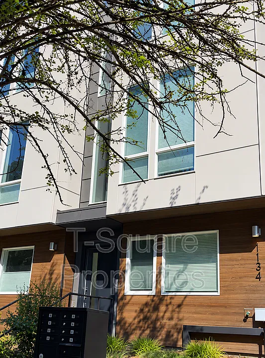 1134 16th Ave