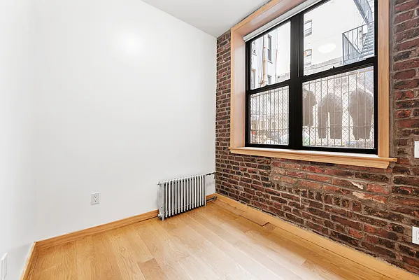 Rented by BH Brokerage Group | media 20