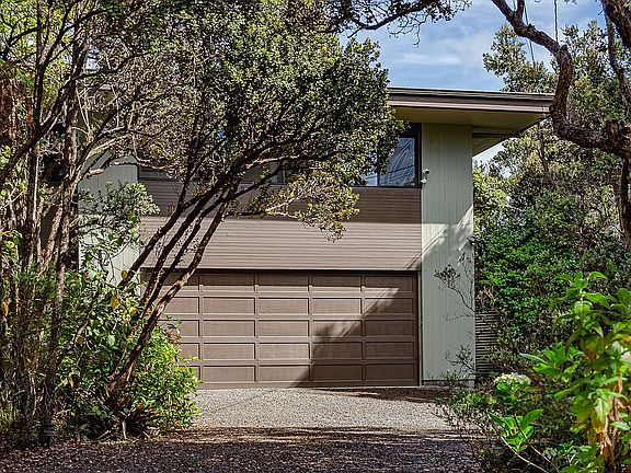 Gallery at WoodInTheWood.com