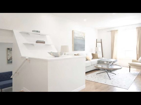 3rd image of 8 Maynard St