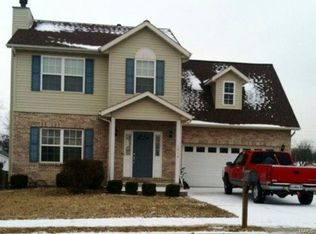 1016 Steven Dee Dr, O'Fallon, IL 62269