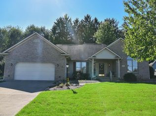 122 Stone Crossing St NE, Canton, OH
